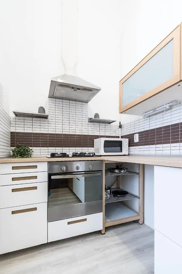 Leda'S Apartment Next To The Danube And Fashion Street بودابست